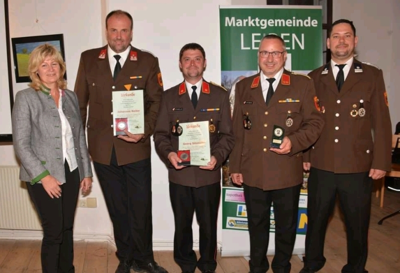Ehrungen durch die Gemeinde Leiben FF Leiben